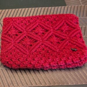 Designer UNO de 50 Red Textured Clutch